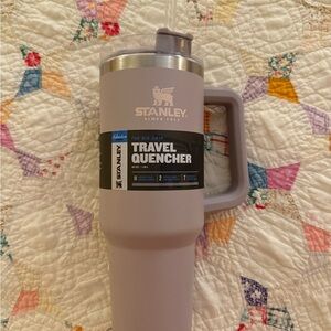 Stanley 40oz tumbler in rare color Abalone lavender